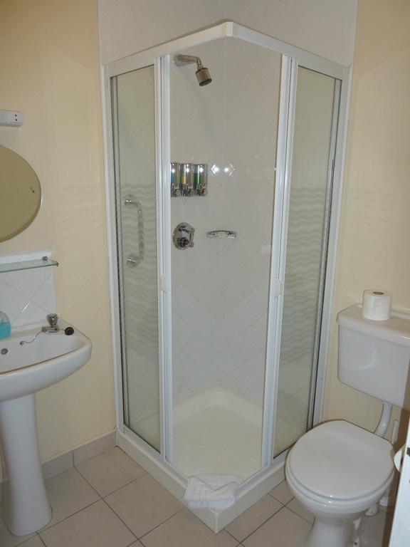 Annabella Lodge B&B Малоу Стая снимка